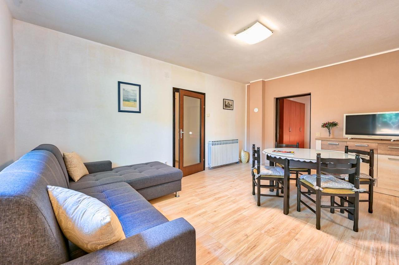 Iby Apartment 普拉 外观 照片