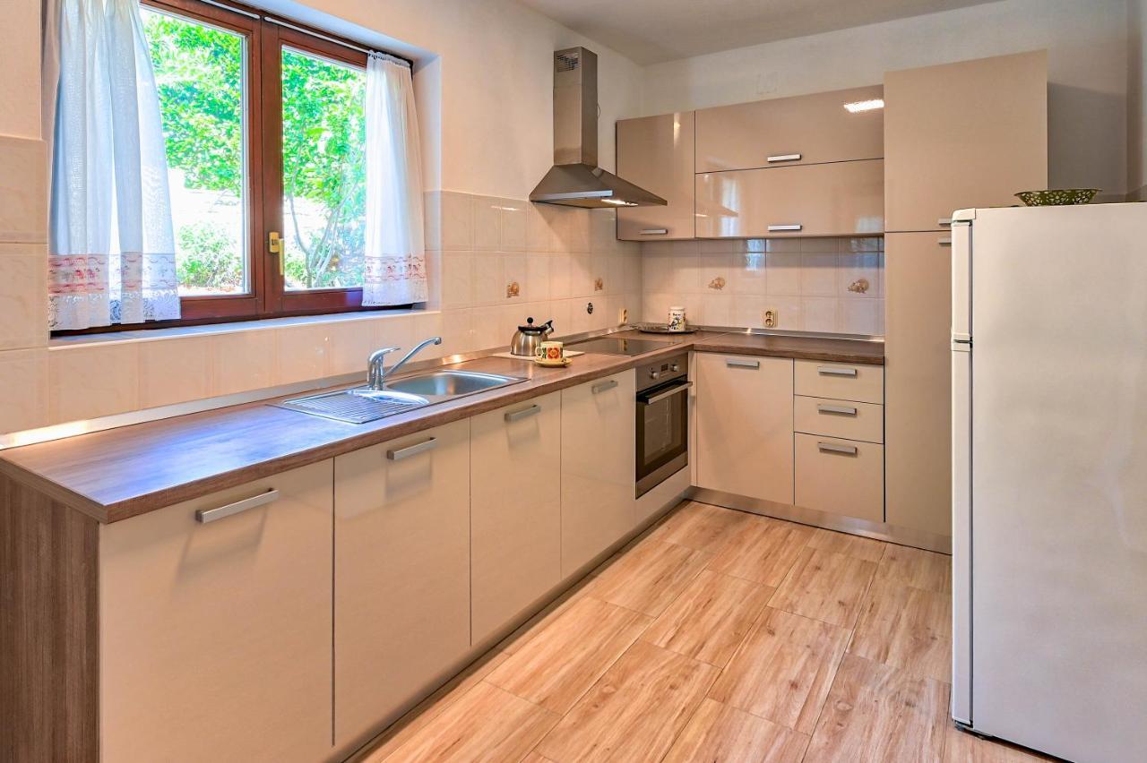 Iby Apartment 普拉 外观 照片